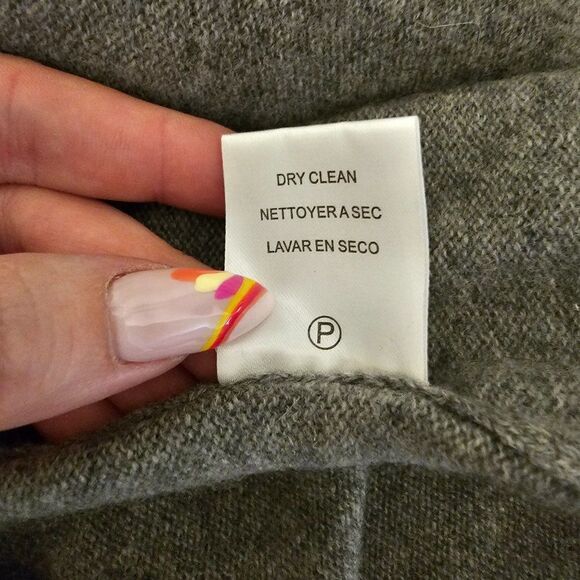 Velvet by Graham & Spencer Bonnie Stripe Cashmere Turtle Neck Sweater Sz L - Picture 8 of 9